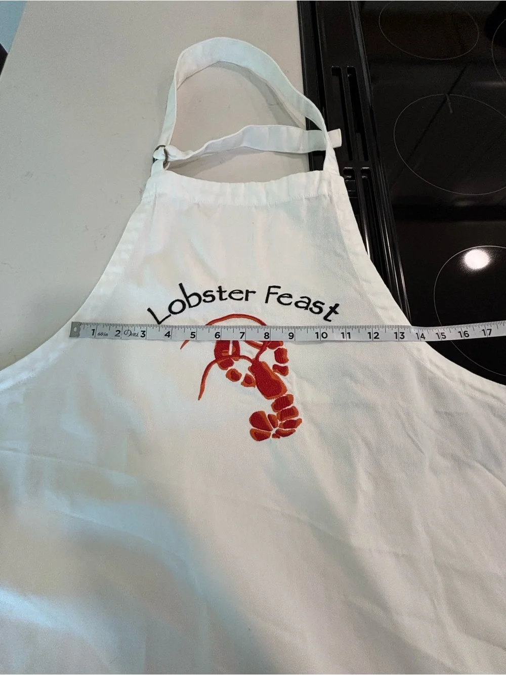 POTTERY BARN White w/ Red Lobster “Lobster Feast” Cotton Apron 30x25”